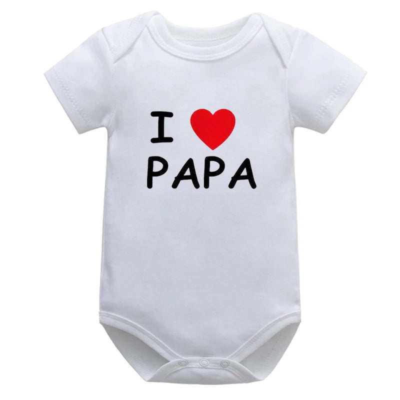 Baby-Strampler – Kurzarm-Overall aus Baumwolle mit „I Love Mom & Dad“-Aufdruck